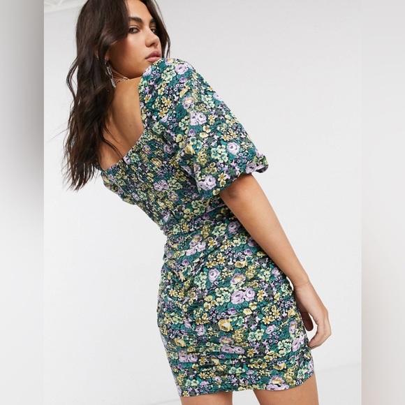 Floral Ruched Mini Dress - Picture 3 of 9